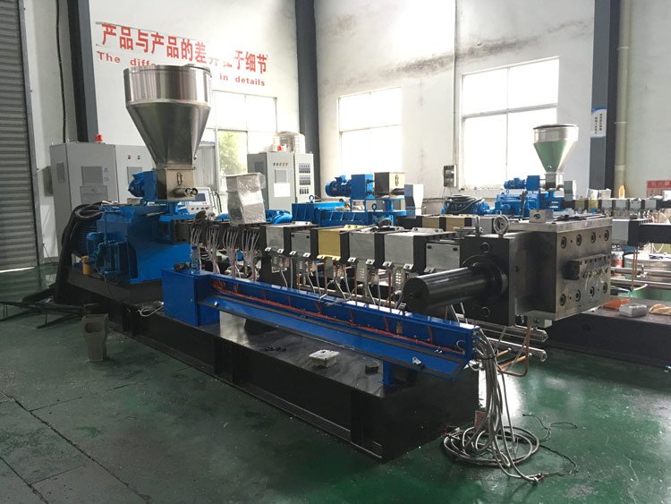 Tpu-recycle-twin-screw-extruder gemelo 