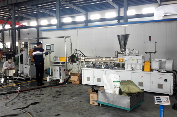 laboratorio bajo agua