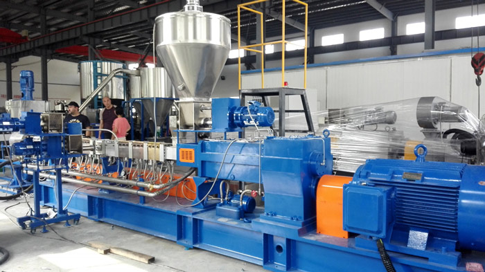 ~!phoenix_varIMG14!~