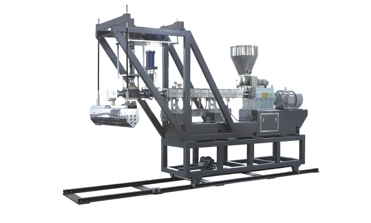 Extruador de pel&iacute;culas fundidas