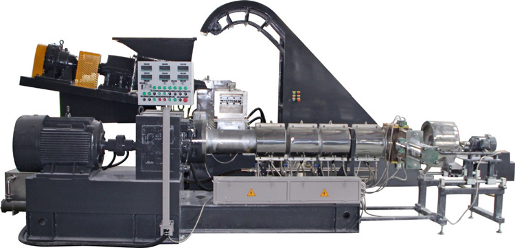 ¿Para qué se usa el extrusor de dos etapas?