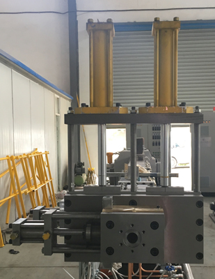 双工位机头-背面