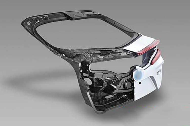 Piezas de pl&aacute;stico de autom&oacute;viles