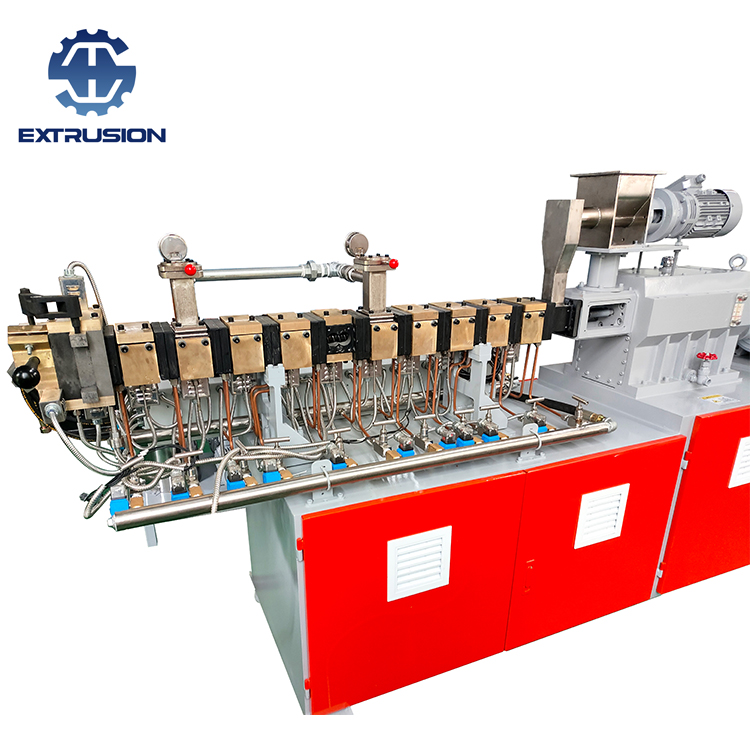 Extrusora de doble husillo TSE-30 para línea de producción de Masterbatch